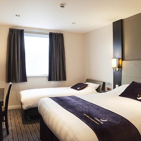 Premier Inn Dundee Centre Екстер'єр фото