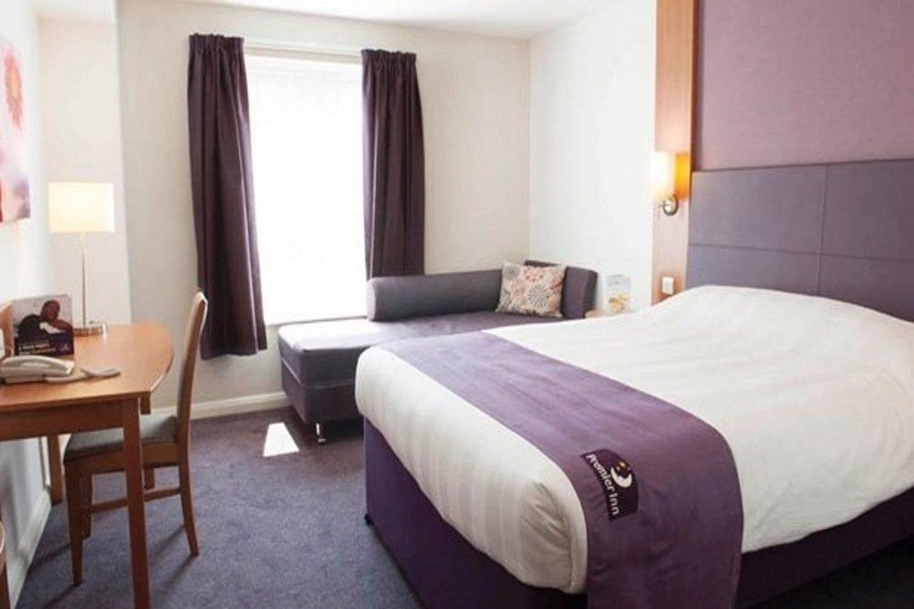 Premier Inn Dundee Centre Екстер'єр фото