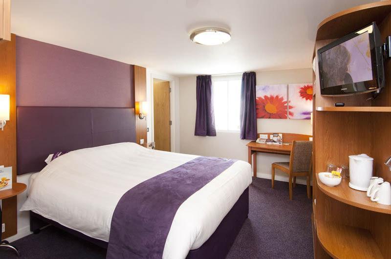 Premier Inn Dundee Centre Екстер'єр фото