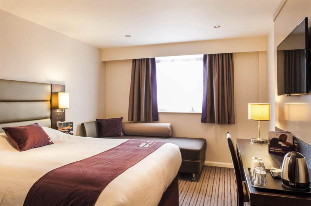 Premier Inn Dundee Centre Екстер'єр фото