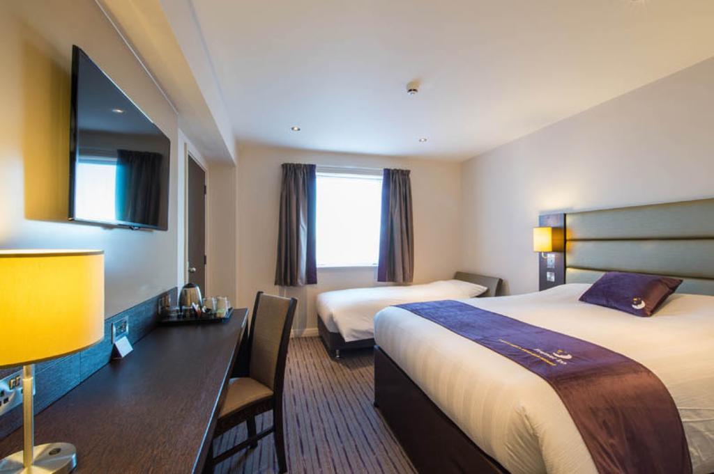 Premier Inn Dundee Centre Екстер'єр фото