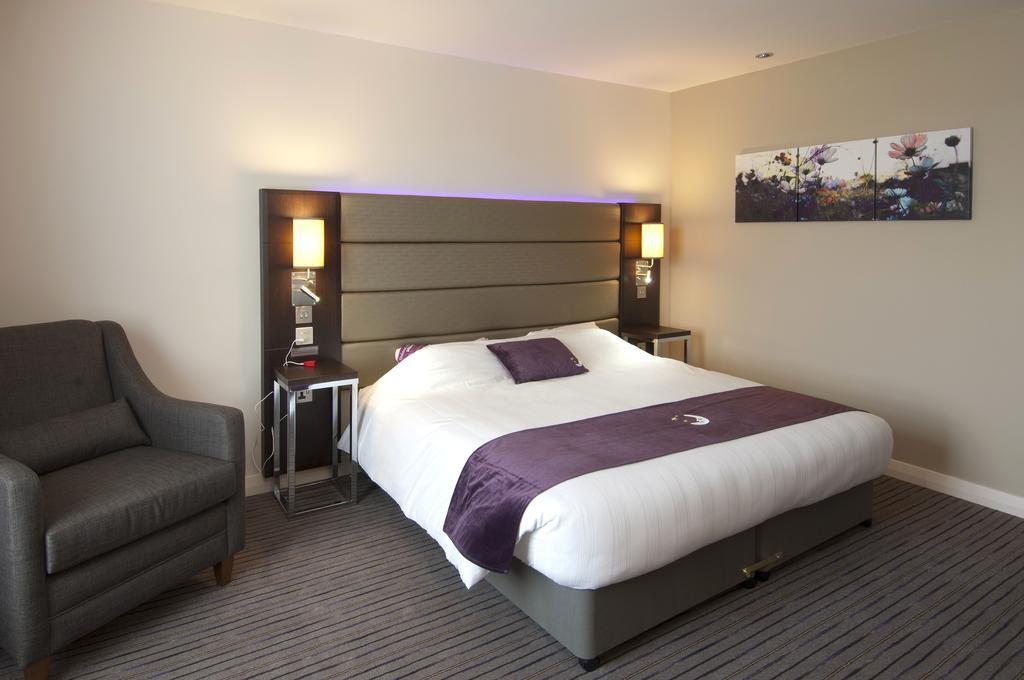 Premier Inn Dundee Centre Екстер'єр фото